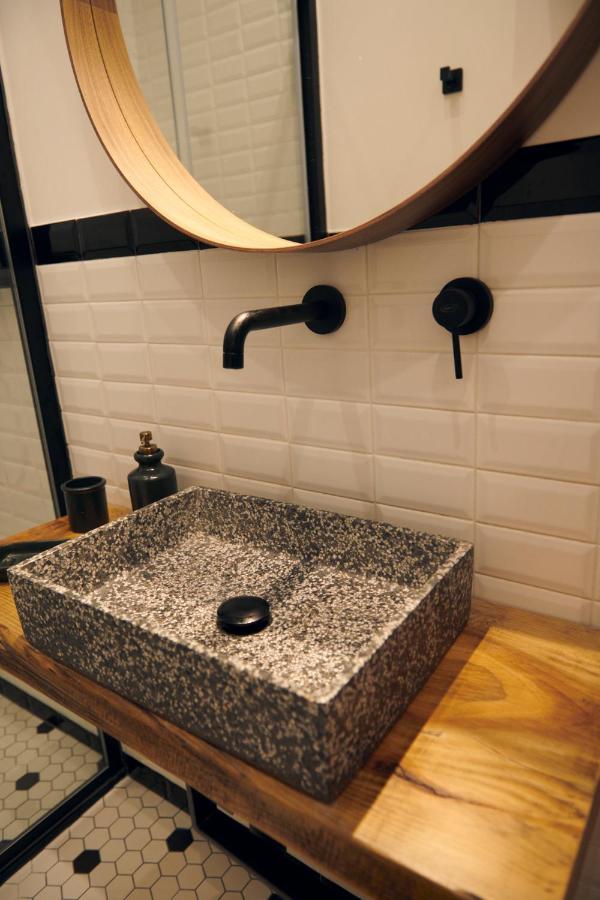 Dada Home, Loft Di 38 Mq Tra Napoli E Pompei Портичи Екстериор снимка